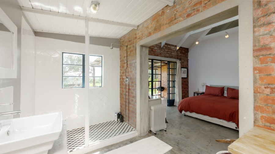 2 Bedroom Property for Sale in Napier Western Cape